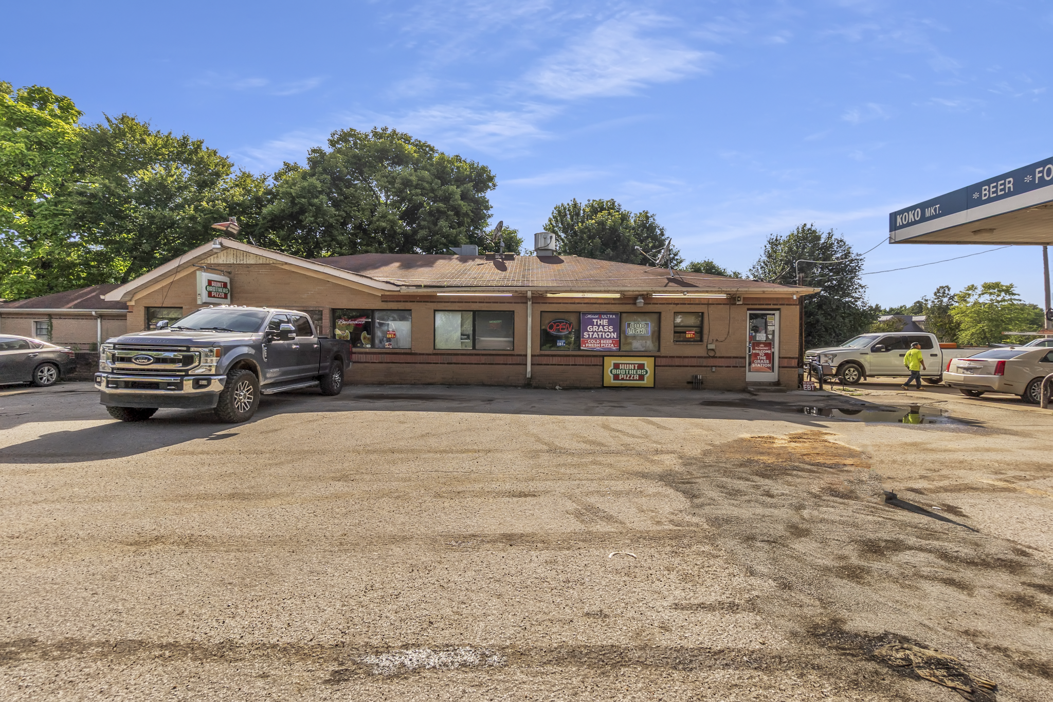 Highway-Exit Gas Station + Restaurant-Ready Building Turnkey Income & Truck Stop Redevelopment | Stanton, TN