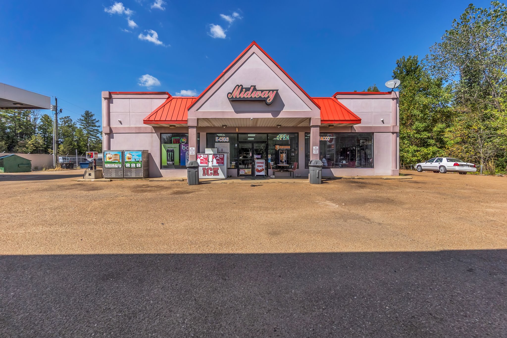 Midway In & Out Gas Station – Grenada, MS